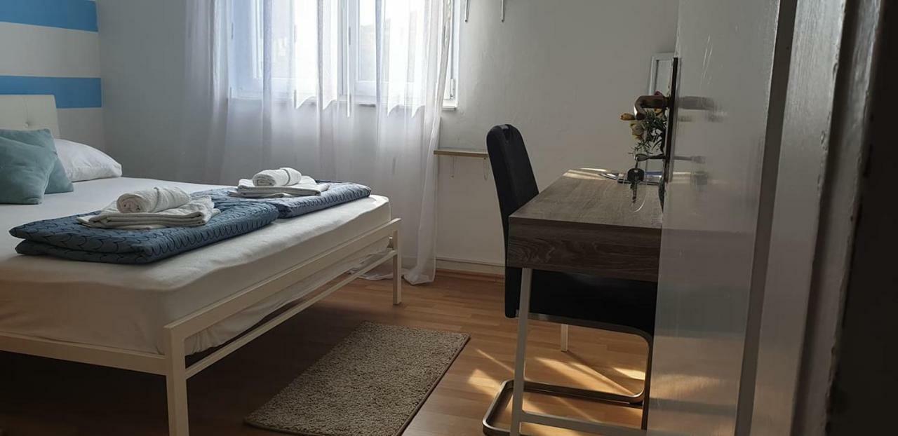 Melada Dom Hostel *
